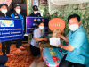 วันที่ 24 มิถุนายน 2565 เทศบาลตำบลไทรโยง-ไชยวาล ร่วมกับคณะเจ้าหน้าที่โรงพยาบาลส่งเสริมสุขภาพตำบลดอนแสนสุข CG ออกตรวจเยี่ยมผู้สูงอายุที่มีภาวะพึ่งพึง จำนวน 15 ราย พร้อมกับมอบสิ่งของเครื่องอุปโภคบริโภค