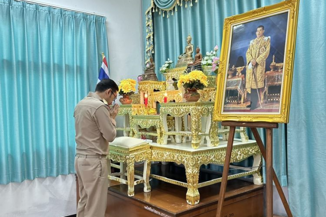 นายพีรวัฒน์ ธีระวัฒนา นายอำเภอครบุรี เป็นประธานเปิดการประชุมสภาเทศบาลตำบลไทรโยง-ไชยวาล ครั้งแรก และได้ให้เกียรติประดับอินธนูแก่นายกเทศมนตรีฯ คณะผู้บริหาร และสมาชิกสภาเทศบาลฯ โดยมีสมาชิกสภาเทศบาลฯ ทั้ง 2 เขตเลือกตั้ง