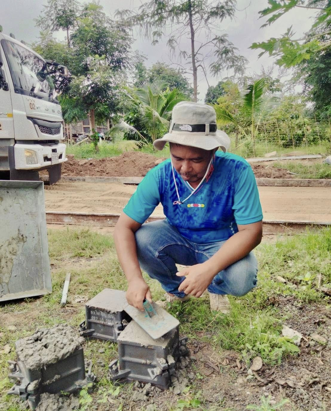 เทศบาลตำบลไทรโยง-ไชยวาล นำโดยนายสุรัน จันทร์สง่า นายกเทศมนตรีฯ พร้อมด้วยคณะผู้บริหาร และพนักงานเจ้าหน้าที่เทศบาลฯ ลงพื้นที่ร่วมตรวจสอบการดำเนินงานโครงการปรับปรุงถนนคอนกรีตเสริมเหล็ก สายแสนสุข 7