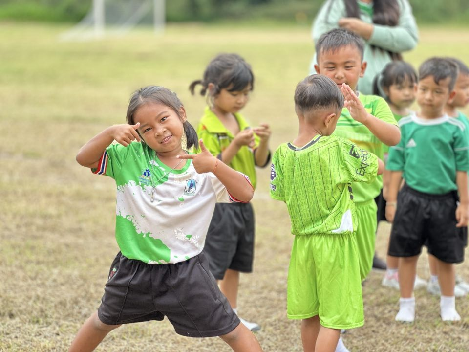 เทศบาลตำบลไทรโยง-ไชยวาล นำโดยนายสุรัน จันทร์สง่า นายกเทศมนตรี เป็นประธานในพิธีเปิดงานกีฬาภายใน “ไชยวาลเกมส์” โรงเรียนบ้านไชยวาล ประจำปึการศึกษา 2568 พร้อมทั้งร่วมชมกิจกรรมการแข่งขันกีฬาสี และมอบรางวัลแก่นักกีฬา