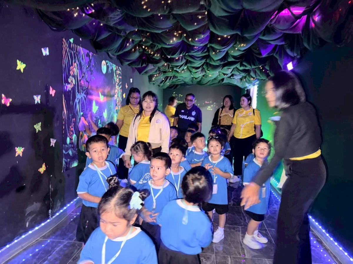 ทศบาลตำบลไทรโยง-ไชยวาล นำโดยนายไพฑูรย์ หัสครบุรี รองนายกเทศมนตรีฯ พร้อมด้วยรองปลัดเทศบาล รักษาราชการแทนผู้อำนวยการกองการศึกษา พนักงานเจ้าหน้าที่กองการศึกษา คณะครู และนักเรียน ได้ดำเนินกิจกรรมพัฒนาคุณภาพผู้เรียน (กิจกรรมทัศนศึกษา) ประจำปีงบประมาณ 2568