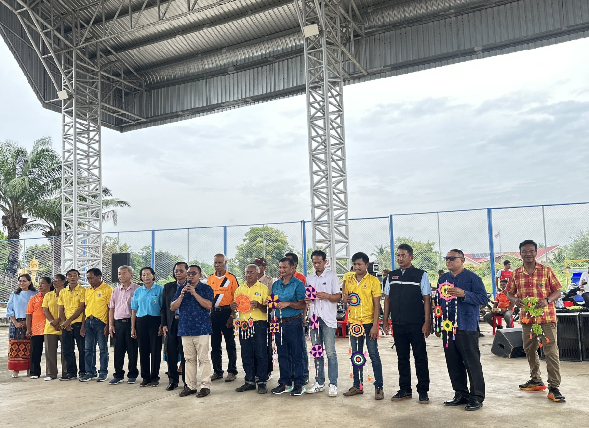 ทศบาลตำบลไทรโยง-ไชยวาล นำโดยนายสุรัน จันทร์สง่า นายกเทศมนตรี พร้อมด้วยคณะผู้บริหาร สมาชิกสภาเทศบาล ปลัดเทศบาล รองปลัดเทศบาล หัวหน้าสำนักปลัดเทศบาล ผู้อำนวยการกองคลัง ผู้อำนวยการกองสาธารณสุขฯ พนักงานเจ้าหน้าที่เทศบาลและนักเรียนผู้สูงอายุ ร่วมต้อนรับคณะเทศบาลตำบลหินกอง อำเภอหนองแค จังหวัดสระบุรี