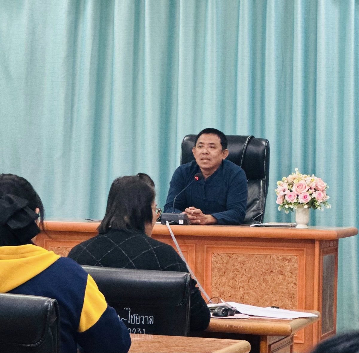 นายสุรัน จันทร์สง่า นายกเทศมนตรีตำบลไทรโยง-ไชยวาล พร้อมด้วยคณะผู้บริหาร ปลัดเทศบาล รองปลัดเทศบาล หัวหน้าส่วนราชการ พนักงานและเจ้าหน้าที่เทศบาลฯ เข้าร่วมประชุมประจำเดือนธันวาคม