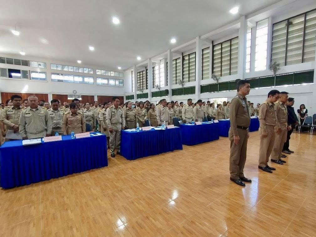 เทศบาลตำบล ไทรโยง-ไชยวาล ภายใต้การนำของนายสุรัน จันทร์สง่า นายกเทศมนตรี ฯ มอบหมายให้นายไพฑูรย์ หัสครบุรี รองนายกเทศมนตรีฯ พร้อมด้วยนางสาวสุดใจ ศรีระกิ่ง ปลัดเทศบาลฯ เข้าร่วมประชุมหัวหน้าส่วนราชการ