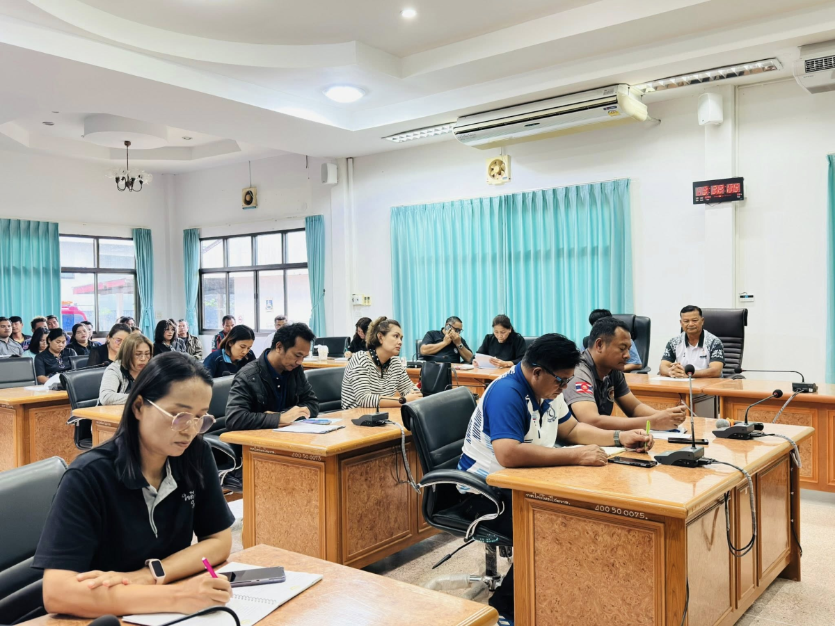 นายสุรัน จันทร์สง่า นายกเทศมนตรีตำบลไทรโยง-ไชยวาล เป็นประธานเปิดการประชุมพนักงานฯ พร้อมกล่าวสวัสดีปีใหม่ โดยมีคณะผู้บริหาร ปลัดเทศบาล รองปลัดเทศบาล หัวหน้าส่วนราชการ พนักงานและเจ้าหน้าที่เทศบาลฯ ทึ่เข้าร่วมประชุมประจำเดือนมกราคม