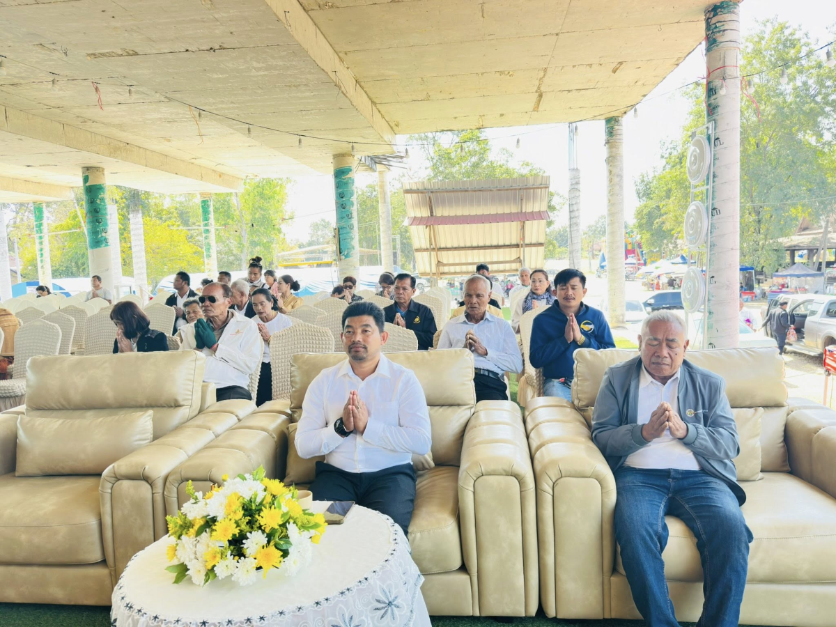 นายเพิ่มพล พึ่งกิ่ง รองนายกเทศมนตรีตำบลไทรโยง-ไชยวาล พร้อมด้วยผู้บริหาร สมาชิกสภาเทศบาล ปลัดเทศบาลฯ ร่วมงานบูรพาจารย์รำลึก ครบรอบปีที่ 3 พระครูสิทธิปัญญาคุณ (สมหวัง ติกขปัญโญ) ปุกกระโทก