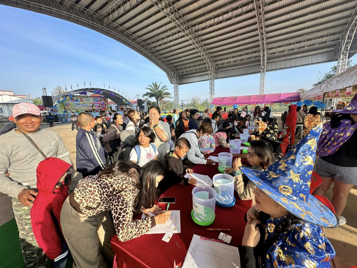 เทศบาลตำบลไทรโยง-ไชยวาล นำโดยนายสุรัน จันทร์สง่า นายกเทศมนตรีตำบลไทรโยง-ไชยวาล พร้อมด้วยคณะผู้บริหาร สมาชิกสภาเทศบาล ปลัดเทศบาล รองปลัดเทศบาล หัวหน้าส่วนราชการ พนักงานและเจ้าหน้าที่เทศบาล ได้จัดงานวันเด็กแห่งชาติ ประจำปี 2569