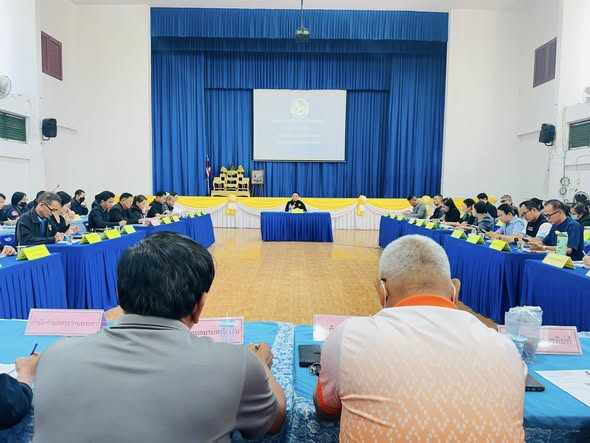 นายสุรัน จันทร์สง่า นายกเทศมนตรีตำบลไทรโยง-ไชยวาล มอบหมายให้นางสาวสุดใจ ศรีระกิ่ง ปลัดเทศบาล ฯ เข้าร่วมประชุมหัวหน้าส่วนราชการ เพื่อรับฟังข้อชี้แจงนโยบายของกระทรวงมหาดไทย กรมการปกครอง นโยบายของผู้ว่าราชการจังหวัดนครราชสีมา