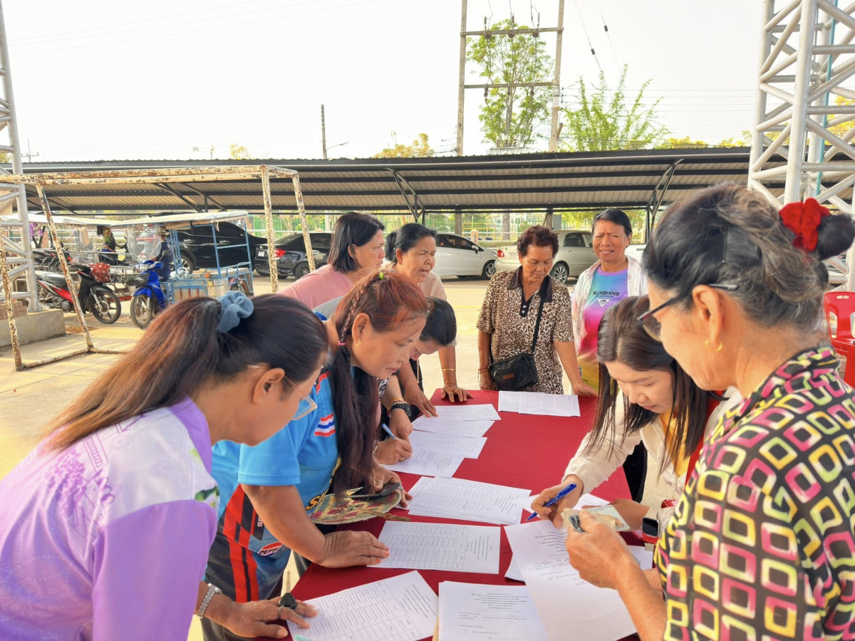 วันที่ 23 กุมภาพันธ์ 2569 เวลา 08.30 น. เทศบาลตำบลไทรโยง-ไชยวาล นำโดยนายสุรัน จันทร์สง่า นายกเทศมนตรีตำบลไทรโยง-ไชยวาล เป็นประธานเปิดโครงการปกป้องสถาบันสำคัญของชาติ ประจำปีงบประมาณ 2569 “กิจกรรมการเดินทางเข้ากราบถวายบังคมพระบรมศพ สมเด็จพระนางเจ้าสิริกิติ์ พระบรมราชินีนาถ พระบรมราชชนนีพันปีหลวง และศึกษาดูงานพิพิธภัณฑ์ผ้าในสมเด็จพระนางเจ้าสิริกิติ์ พระบรมราชินีนาถ“