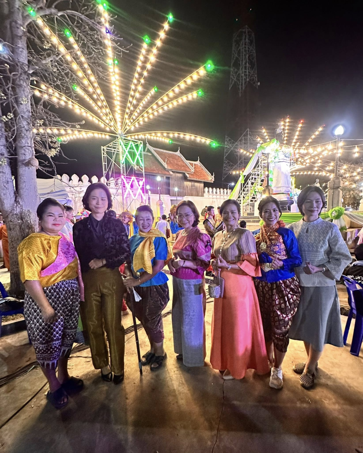 นายไพฑูรย์ หัสครบุรี รองนายกเทศมนตรีตำบลไทรโยง-ไชยวาล ได้รับมอบหมายจากนายสุรัน จันทร์สง่า นายกเทศมนตรีตำบลโทรโยง-ไชยวาล พร้อมด้วยนางสาวสุดใจ ศรีระกิ่ง ปลัดเทศบาล ได้เข้าร่วมพิธีเปิดงานฉลองอนุสาวรีย์ท้าวสุรนารี องค์ประจำอำเภอครบุรี ณ เวทีกลางลานอเนกประสงค์ที่ว่าการอำเภอครบุรี จังหวัดนครราชสีมา