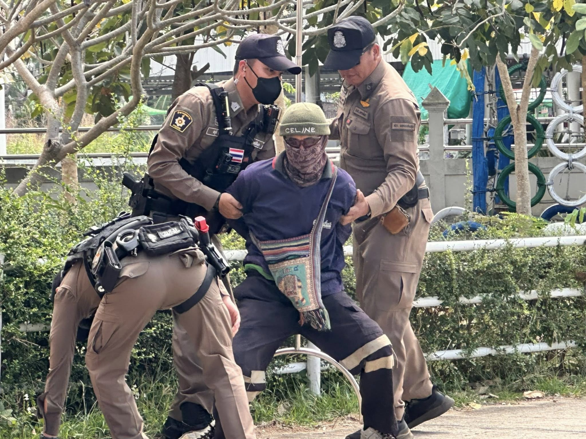 ายไพฑูรย์ หัสครบุรี รองนายกเทศมนตรีตำบลไทรโยง-ไชยวาล พร้อมด้วยนางเรณู นาคหนองหาญ หัวหน้าสำนักปลัดเทศบาล และจ่าเอกชิตพล ถ้ำกลาง เจ้าพนักงานป้องกันฯชำนาญงาน เข้าร่วมในกิจกรรมซักซ้อมแผนเผชิญเหตุของศูนย์พัฒนาเด็กเล็กเทศบาลตำบลไทรโยง-ไชยวาล